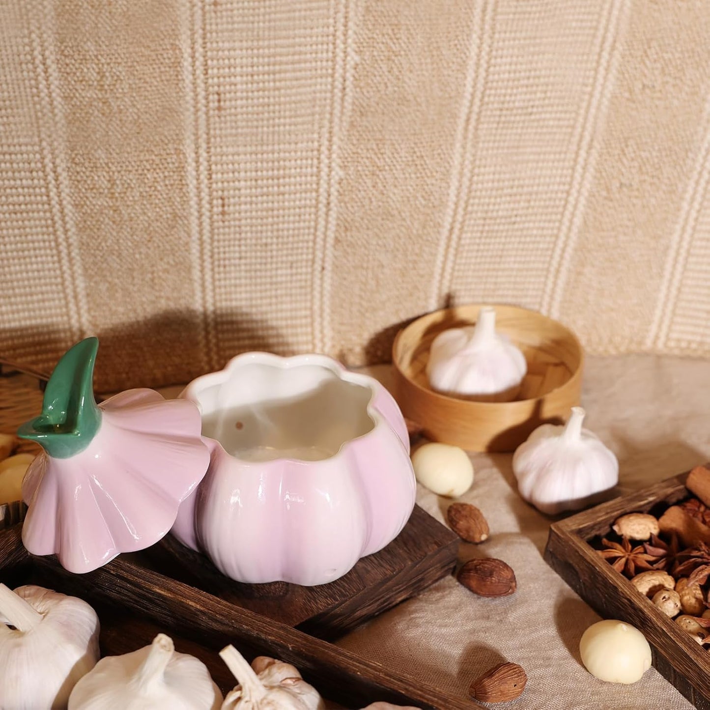 TOIVO Garlic Keeper for Counter,with Lid and Holes GarlicSaver,Garlic Holder Storage Container toKeep(purple)