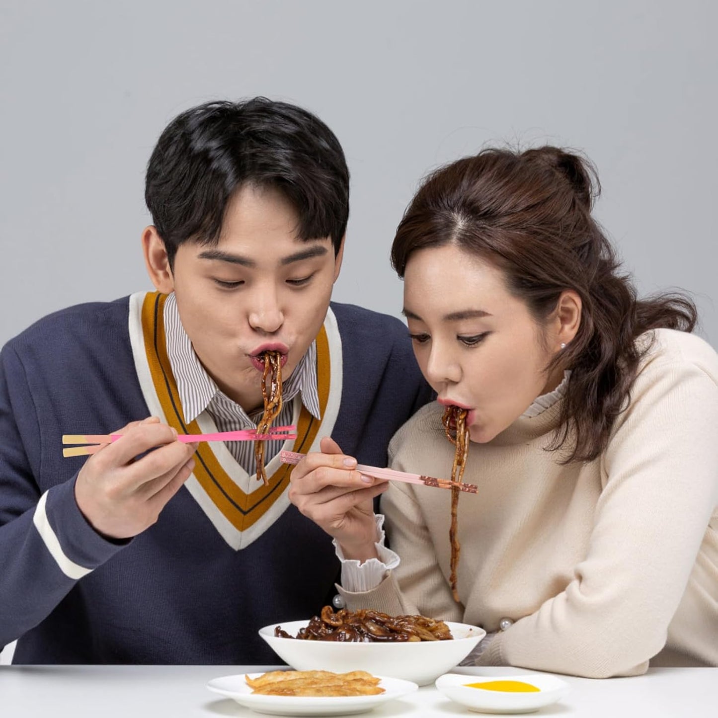 Chopsticks Reusable Dishwasher Safe, GLAMFIELDS 10 Pairs 9.5 Inches Premium Fiberglass Chop Sticks Set for Sushi, Ramen, Asian Cuisine, Non-slip, Pink