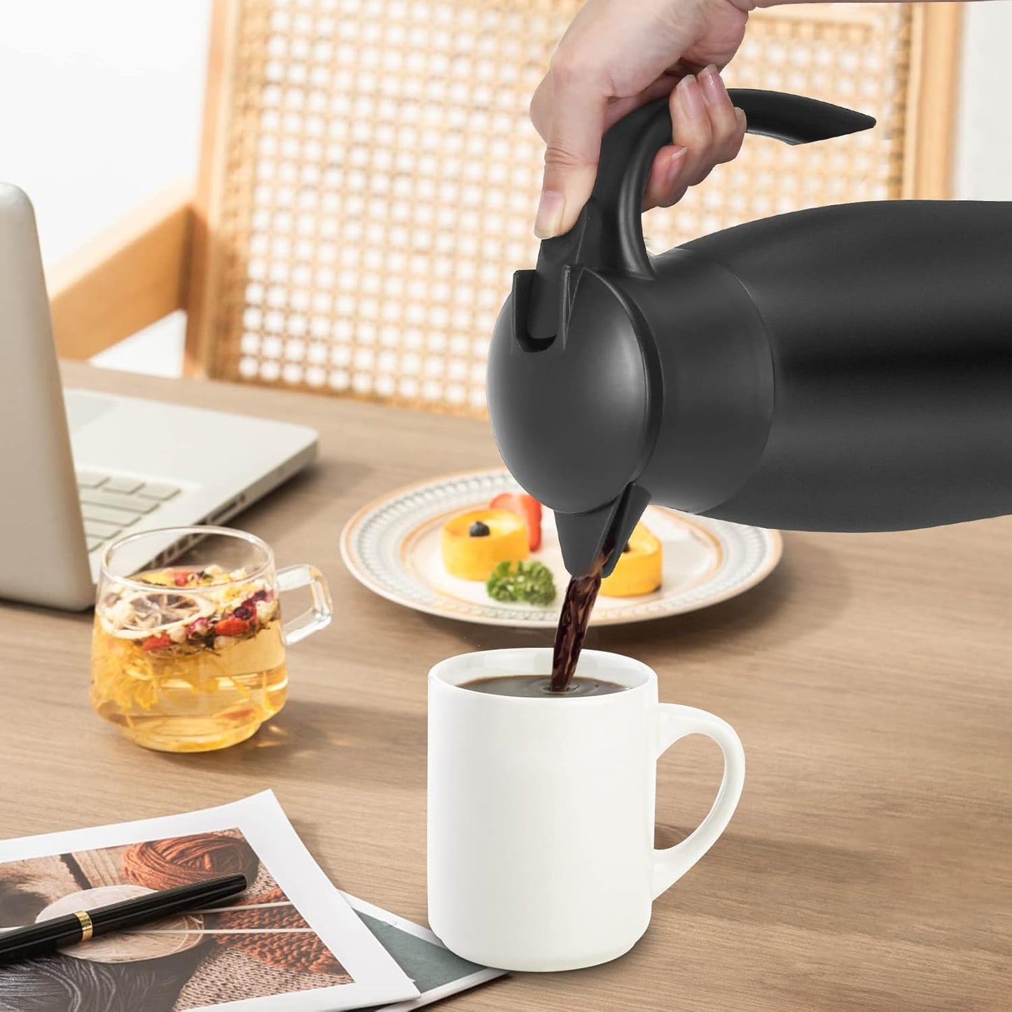 70oz Thermal Coffee Carafe Insulated Coffee Thermos, Stainless Steel Insulated Vacuum Coffee Carafes For Keeping Hot, Double Walled Insulated Vacuum Flask, Tea Water Coffee Dispenser Airpot