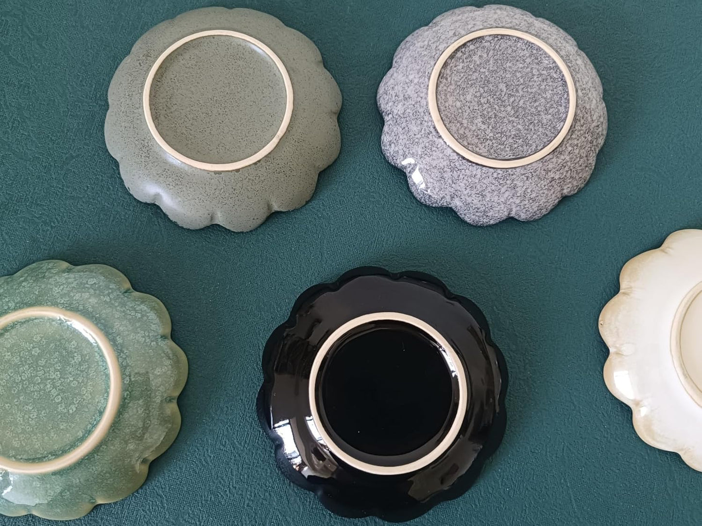 Ceramic Spoon Rest for Stove Top, Flower Cute Spoon Rest for Kitchen Counter, Cooking Spoon Holder for Kitchen Counter, Utensil Rest Spatula Rest Ladle Holder Tong Rest, 1 PC (Retro Sapphire)