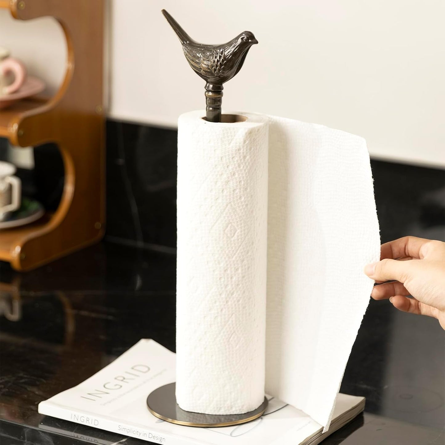 1 Luxurious Brass Paper Towel Holder countertop (Black)