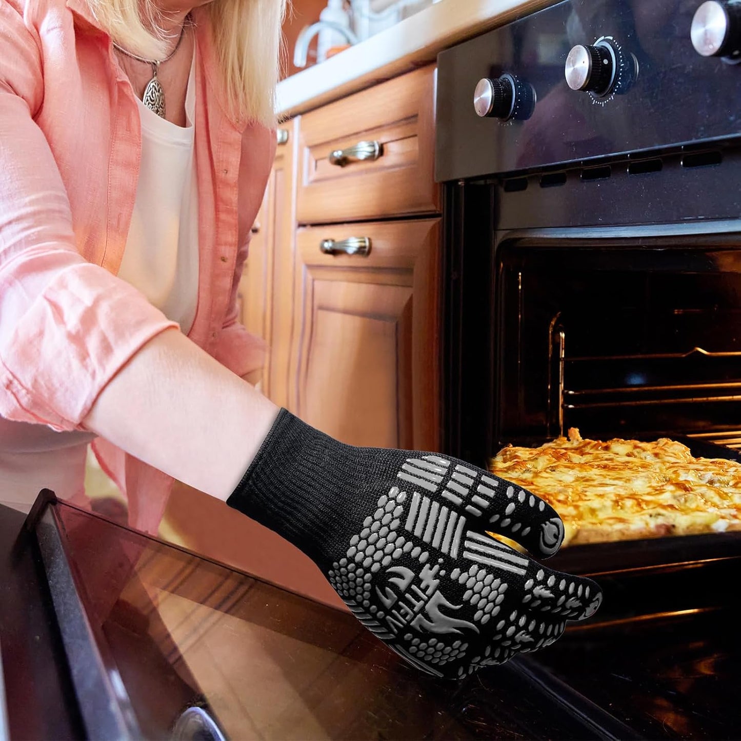 BBQ Gloves, Oven Gloves, Extreme Heat Resistant Barbecue Gloves, Silicone Non-Slip Oven Mitts, Kitchen Gloves for Cooking, Grilling, and Baking (Gray)