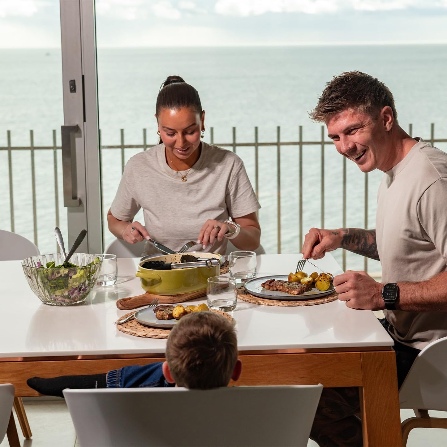 TrendPlain 16oz/470ml Glass Olive Oil Sprayer for Cooking – 2 in 1 Olive Oil Dispenser Bottle for Kitchen Gadgets and Air Fryer Accessories, Salad, BBQ - Black & White