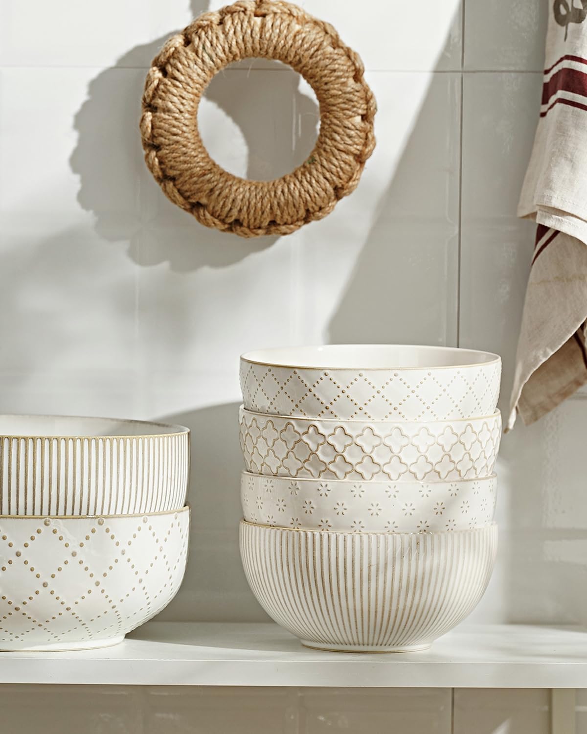 getstar Ceramic Soup Bowls, Cereal Bowl Set of 4 with Assorted Embossment (6.1 inch & 30 oz), Farmhouse Vintage Color Bowls for Kitchen