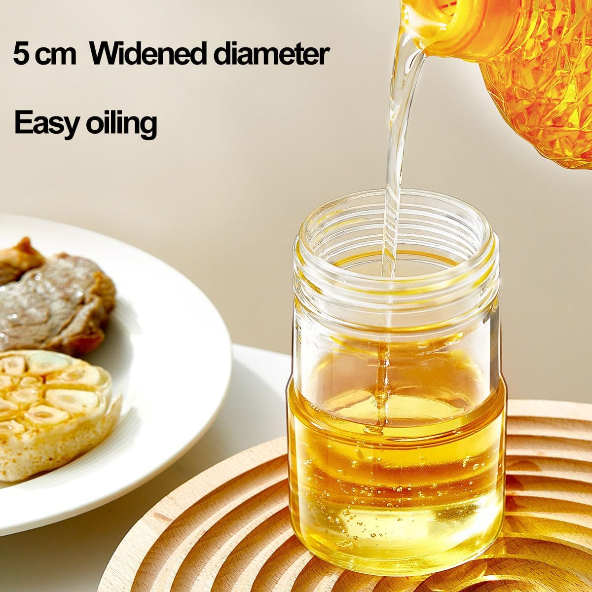 Glass Oil Dispenser with Heat Resistant Brush,Oil Dispenser Bottle with Silicone Pastry Brush for Kitchen,Cooking Vinegar and Sauce BBQ Grill Frying (Oil Dispenser-White)