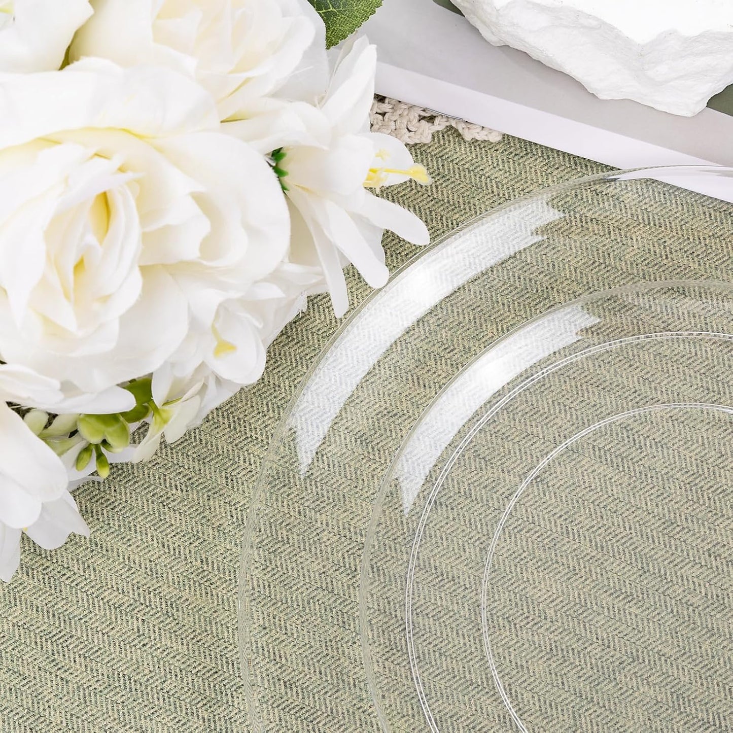 KIRE 60PCS Clear Plastic Plates - Heavy Duty Clear Disposable Plates for Party/Wedding - Include 30Pieces 10.25inch Dinner Plates and 30Pieces 7.5inch Dessert/Salad Plates