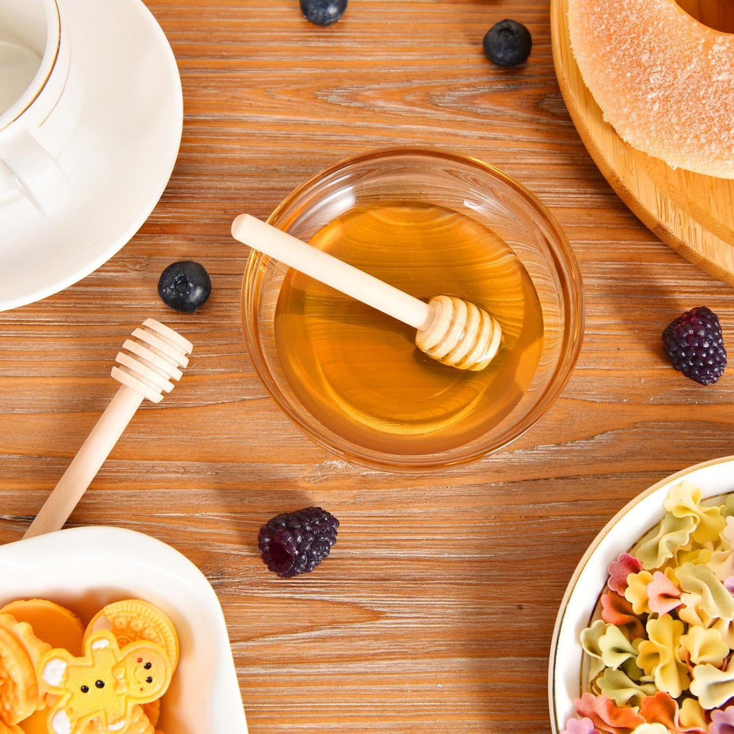 200 PCS Wooden Honey Dipper Sticks, 3 Inch Honey Sticks Mini Honeycomb Sticks, Mini Honey Dipper Honey Stirrers for Honey Jar Dispense Drizzle Honey and Wedding Party Favors Gift