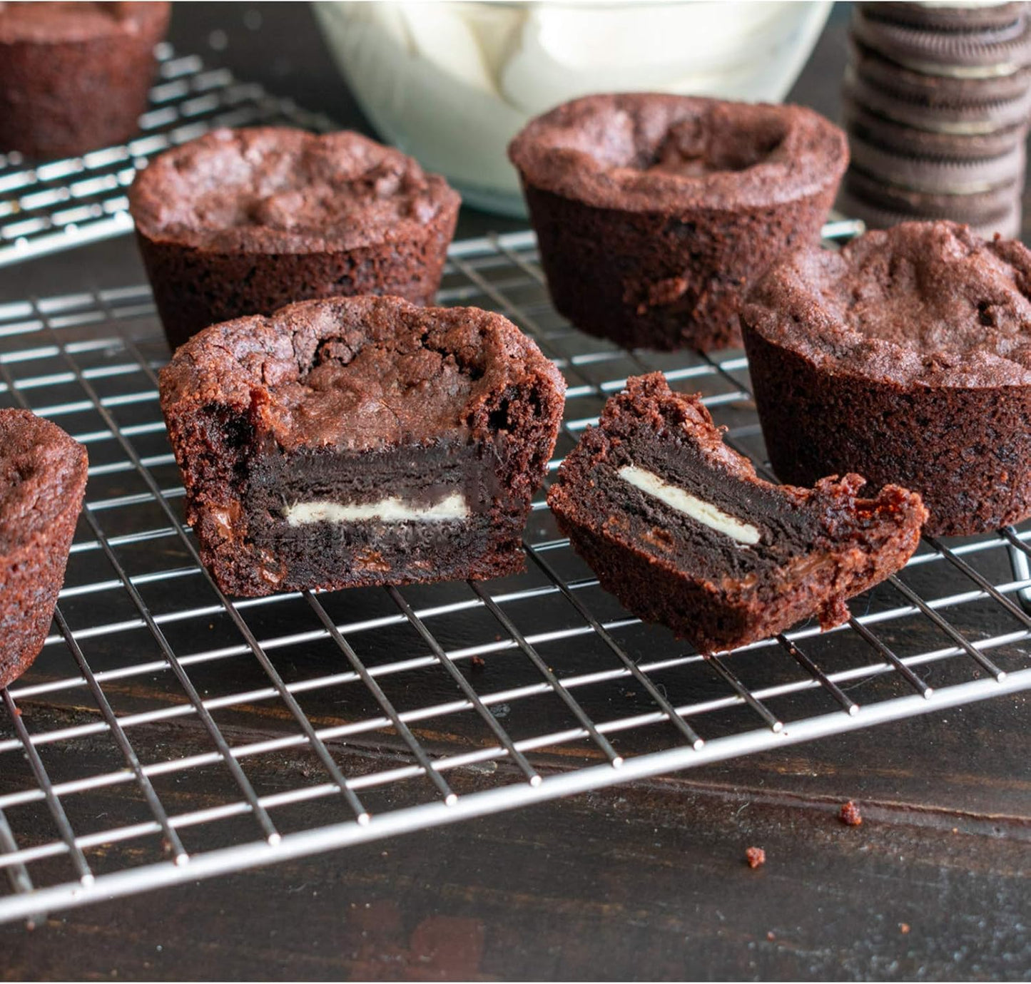 Baking Sheet with Rack Set [2 Pans + 2 Racks], Wildone Stainless Steel Cookie Sheet Baking Pan Tray with Cooling Rack, Size 10 x 8 x 1 Inch, Non Toxic & Heavy Duty & Easy Clean