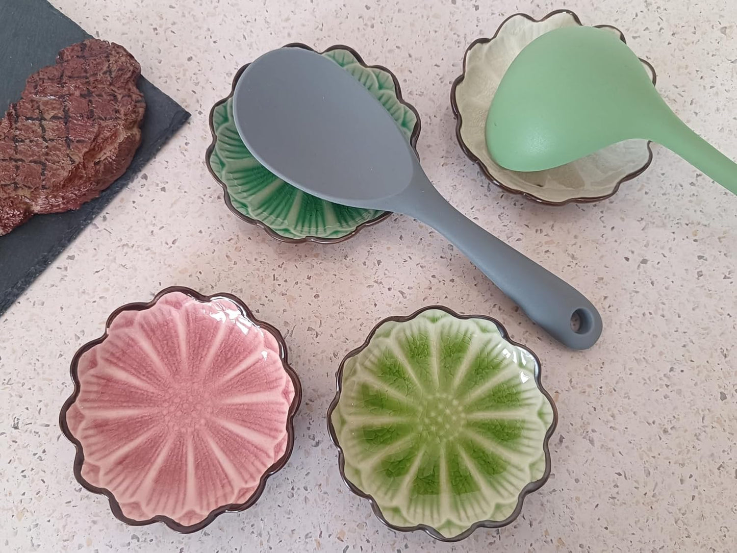 Ceramic Spoon Rest for Stove Top, Flower Cute Spoon Rest for Kitchen Counter, Cooking Spoon Holder for Kitchen Counter, Utensil Rest Spatula Rest Ladle Holder Tong Rest, 1 PC (Ice Cracks, Grass Green)