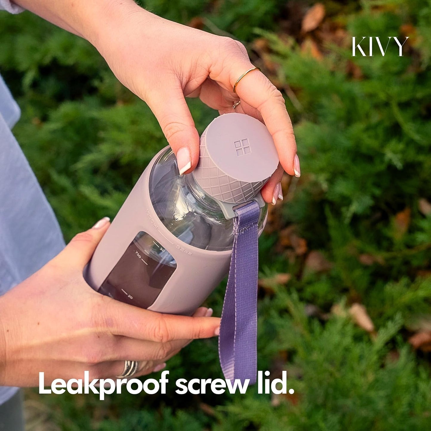 KIVY Glass Water Bottle with Silicone Sleeve 32 oz [WITH MEASUREMENT] - Borosilicate Glass Water Bottle Screw Top - Clear Bottles with Measurement Marking - Slim Waterbottle Aesthetic - Taupe