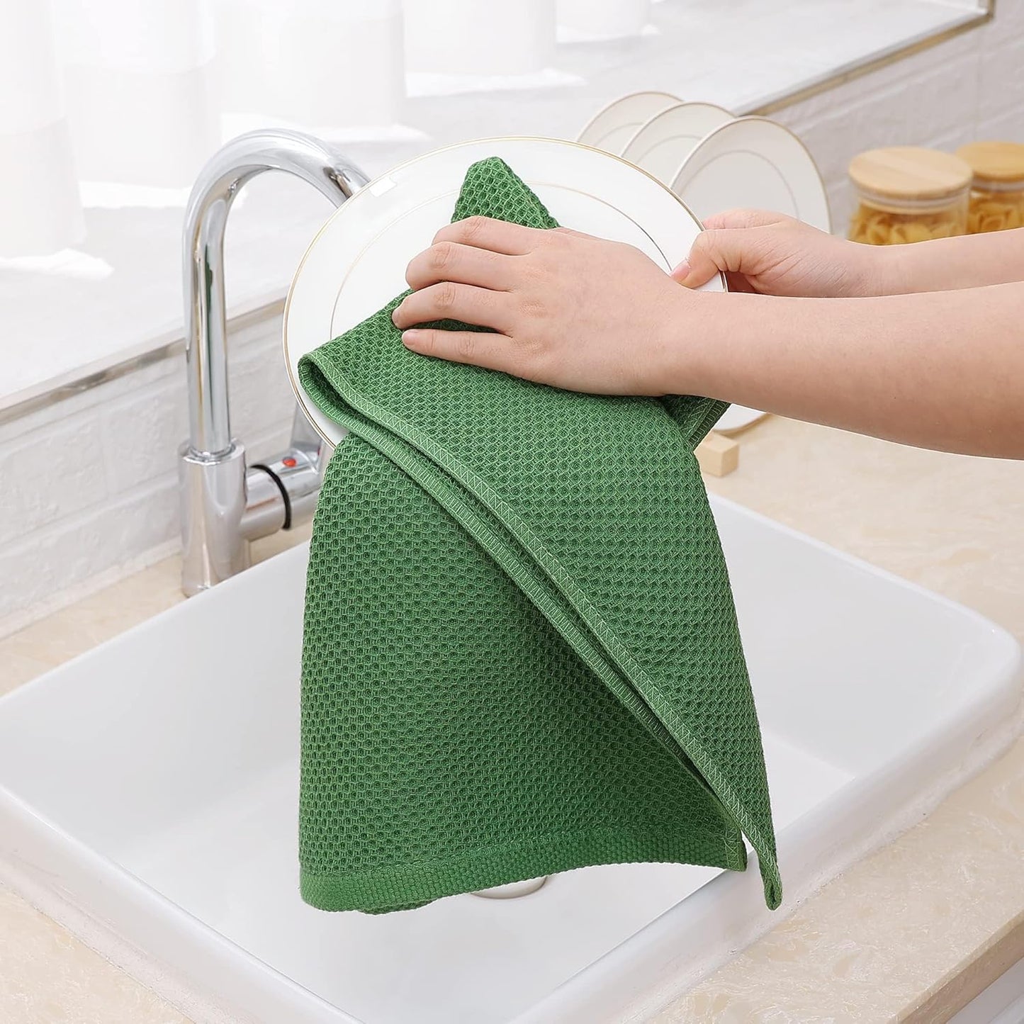 Homaxy 100% Cotton Waffle Weave Kitchen Dish Towels, Ultra Soft Absorbent Quick Drying Cleaning Towel, 13 x 28 Inches, 12-Pack, Grass Green