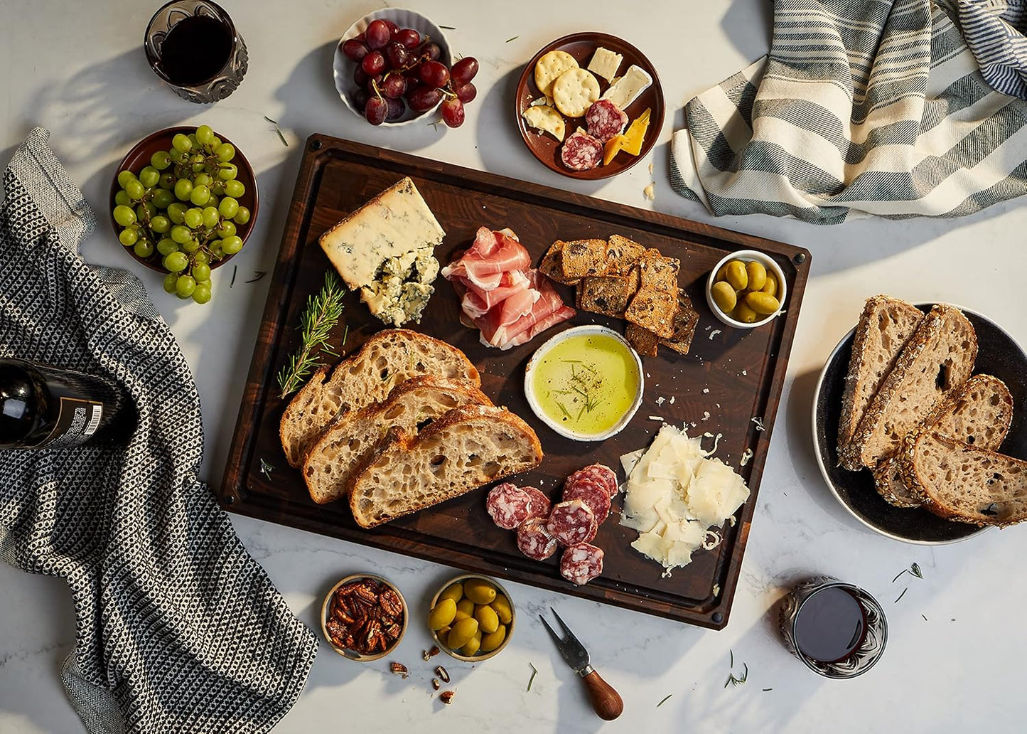 Sonder Los Angeles, Made in USA, Large Thick End Grain Walnut Wood Cutting Board with Non-Slip Feet, Juice Groove for Kitchen 20x15x1.5 in (Gift Box Included)